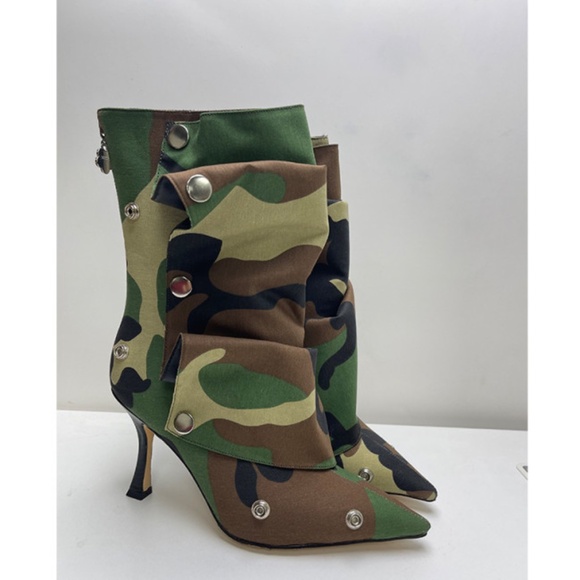 High heeled pointed metal rivet denim patchwork boots - Picture 9 of 16